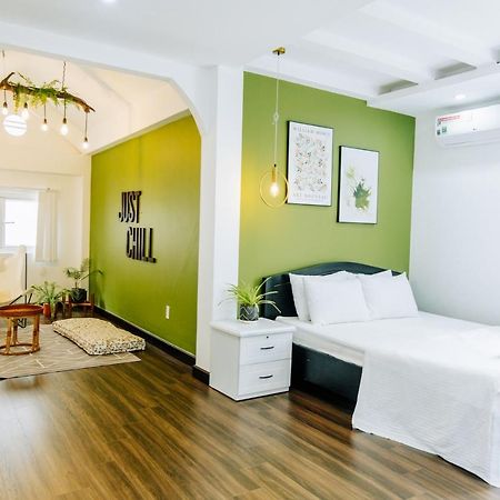 4 Bedrooms Villa In Vung Tau-Contemporary Greenhouse Garden Villa With Pool Extérieur photo