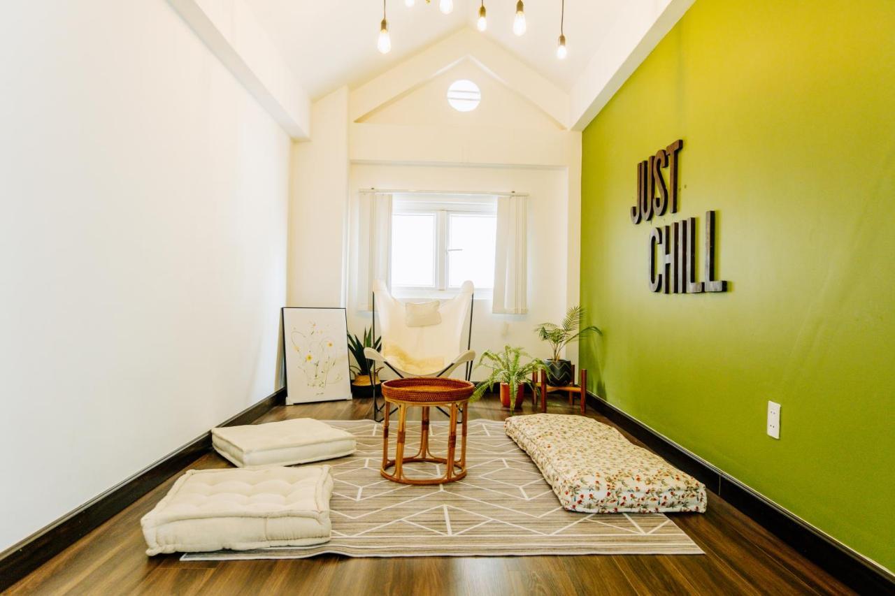4 Bedrooms Villa In Vung Tau-Contemporary Greenhouse Garden Villa With Pool Extérieur photo